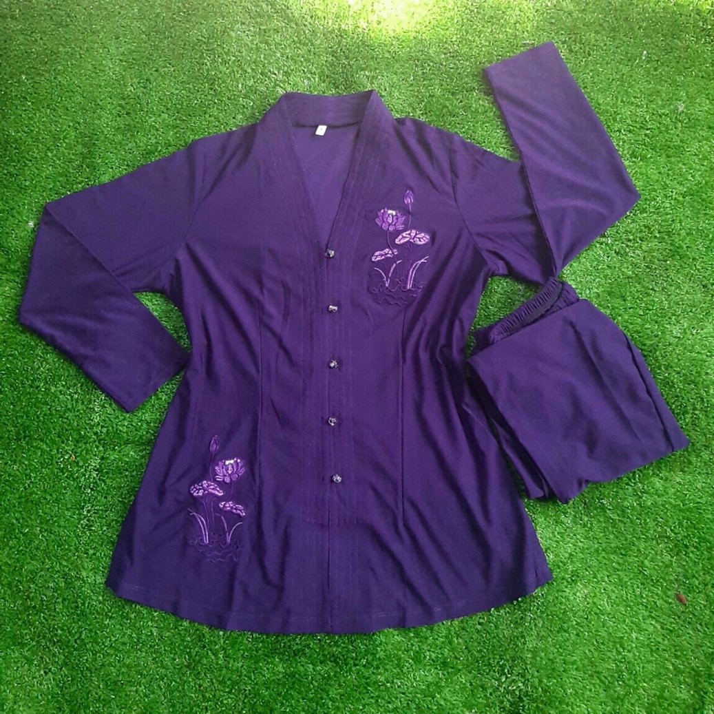 Bà lai tim nút nhựa thun (tím đậm)